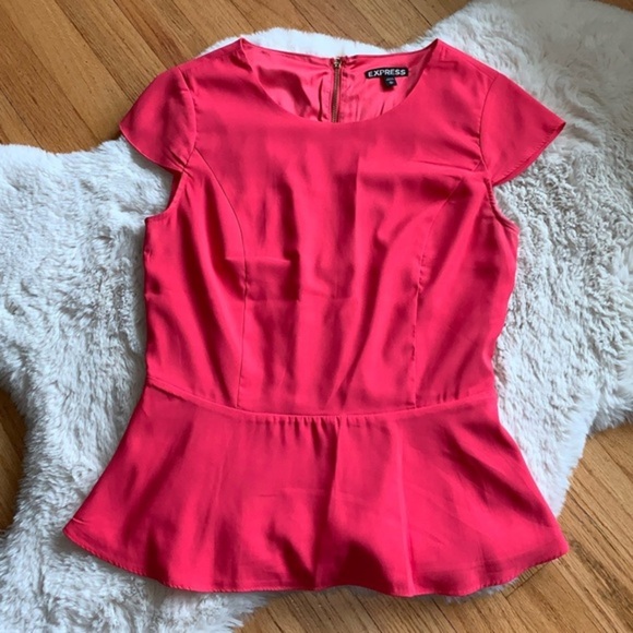 Express Top - Picture 2 of 5